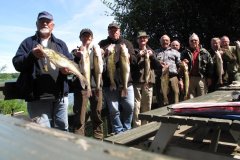 04-06-2013, Pensionisterne hyggede sig på søen den 4 juni Der var gode fisk og en god frokost Jørgen Christensen