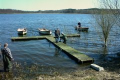 20-04-2008, Broen er på plads og bådene lægges ud