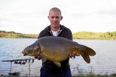 28-08-2004, Grusgrav i Svebølle, Spejlkarpe 9,300 kg, Thomas Haggren