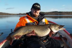 29-12-2009, Tystrup Sø, Gedde 12,900 kg, 118,0 cm, Kenneth Rosenby